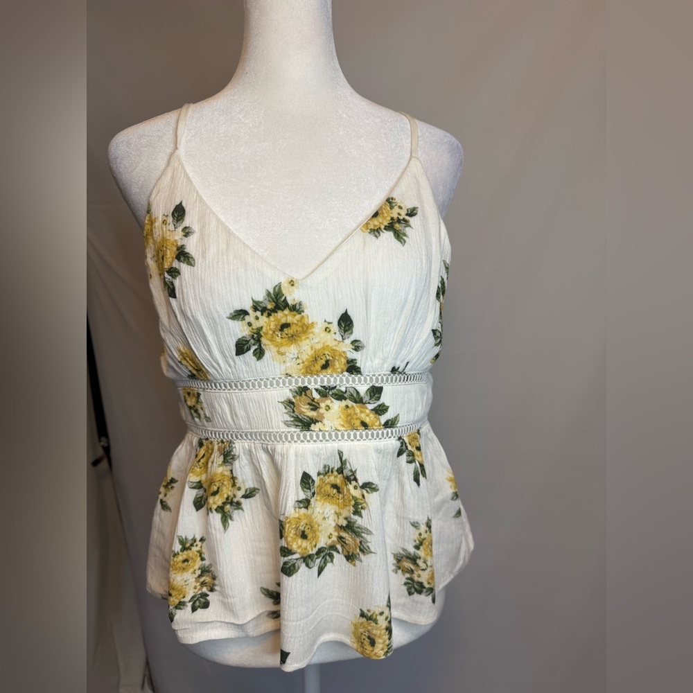 Ash & Violet Elegant Garden Floral Camisole - White and Yellow